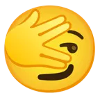 faccina che sbircia tra le dita + faccina con sorrisetto
