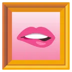 gerahmtes Bild + auf Lippe beißen
