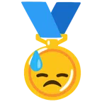 medal za 1. miejsce + twarz ze spuszczonymi oczami oblana potem