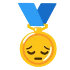 medal za 1. miejsce + zamyślona twarz