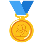 medal za 1. miejsce + obejmujące się osoby