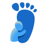 impronta di piedi + persone che si abbracciano