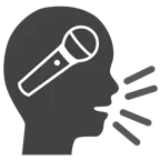 persona che parla + microfono
